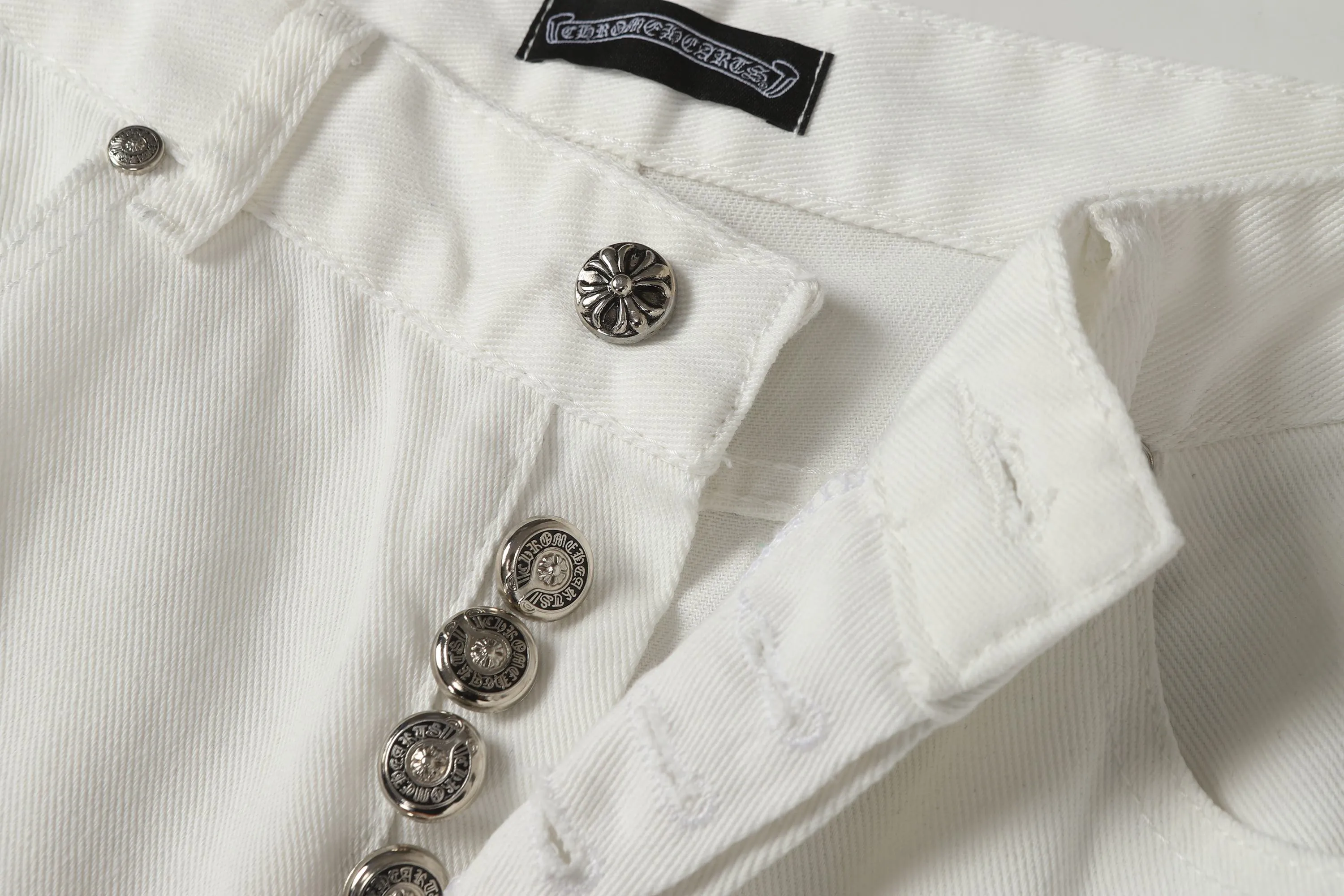P270 Chrome Hearts/Chrome Hearts 25ss Classic White Cow Series Colored Leather Cross Washed Color Cloth Uniform Denim Trousers for Men and Women Color: Picture Color Code Number: 28-36